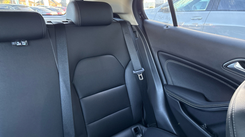 Mercedes-Benz GLA 220d 4Matic Sport Executive 5dr Auto Diesel Hatchback